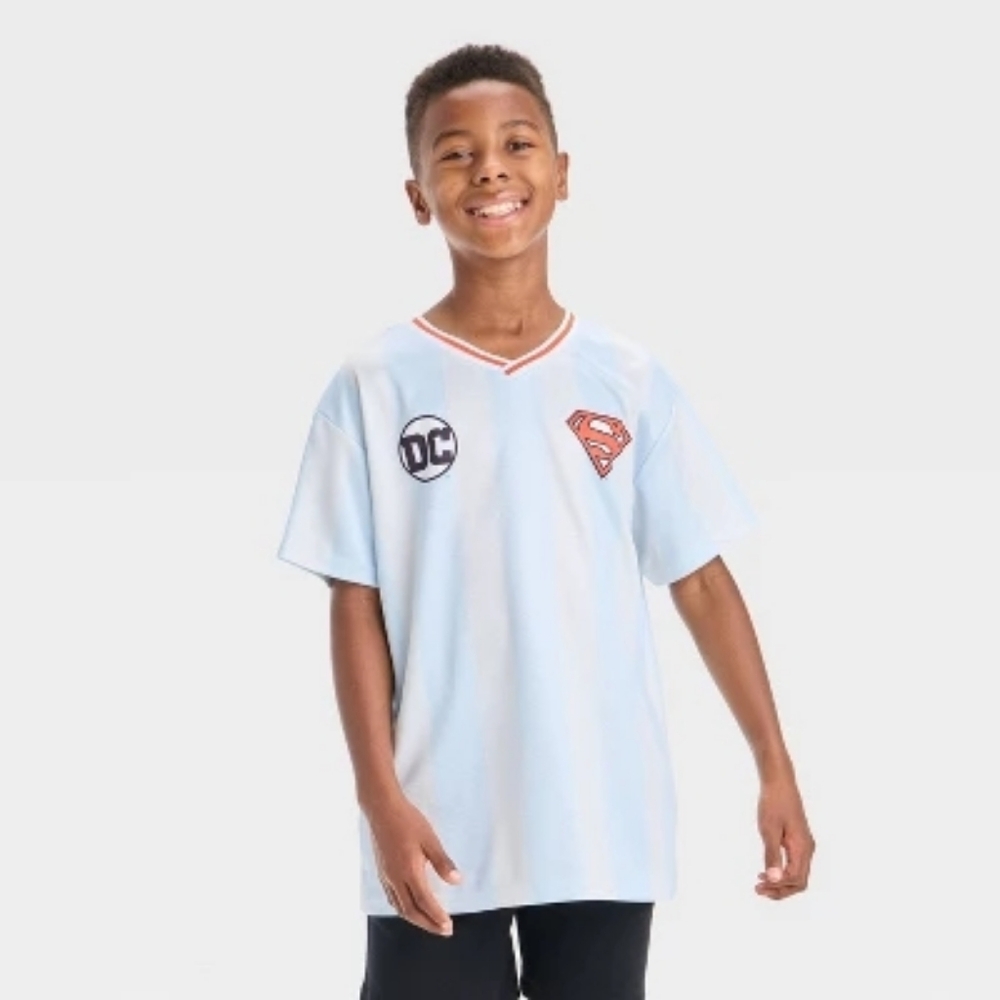 DC Boy's Superman Soccer Jersey (Small)